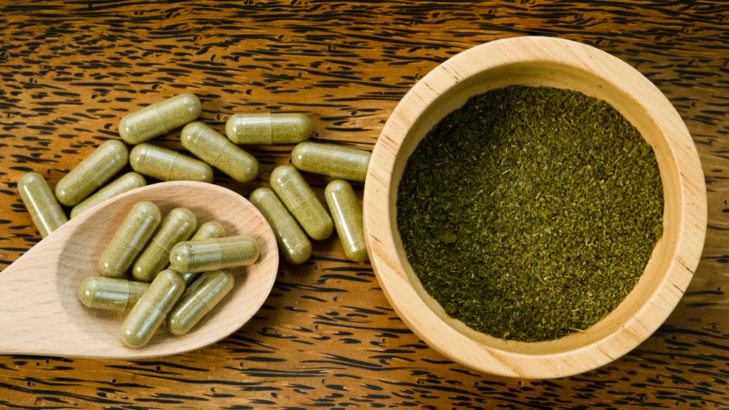 Filling capsules with a semi-automatic kratom capsule maker